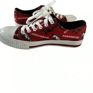 FOCO Arkansas Razorbacks Red Women’s Shoes Size 7